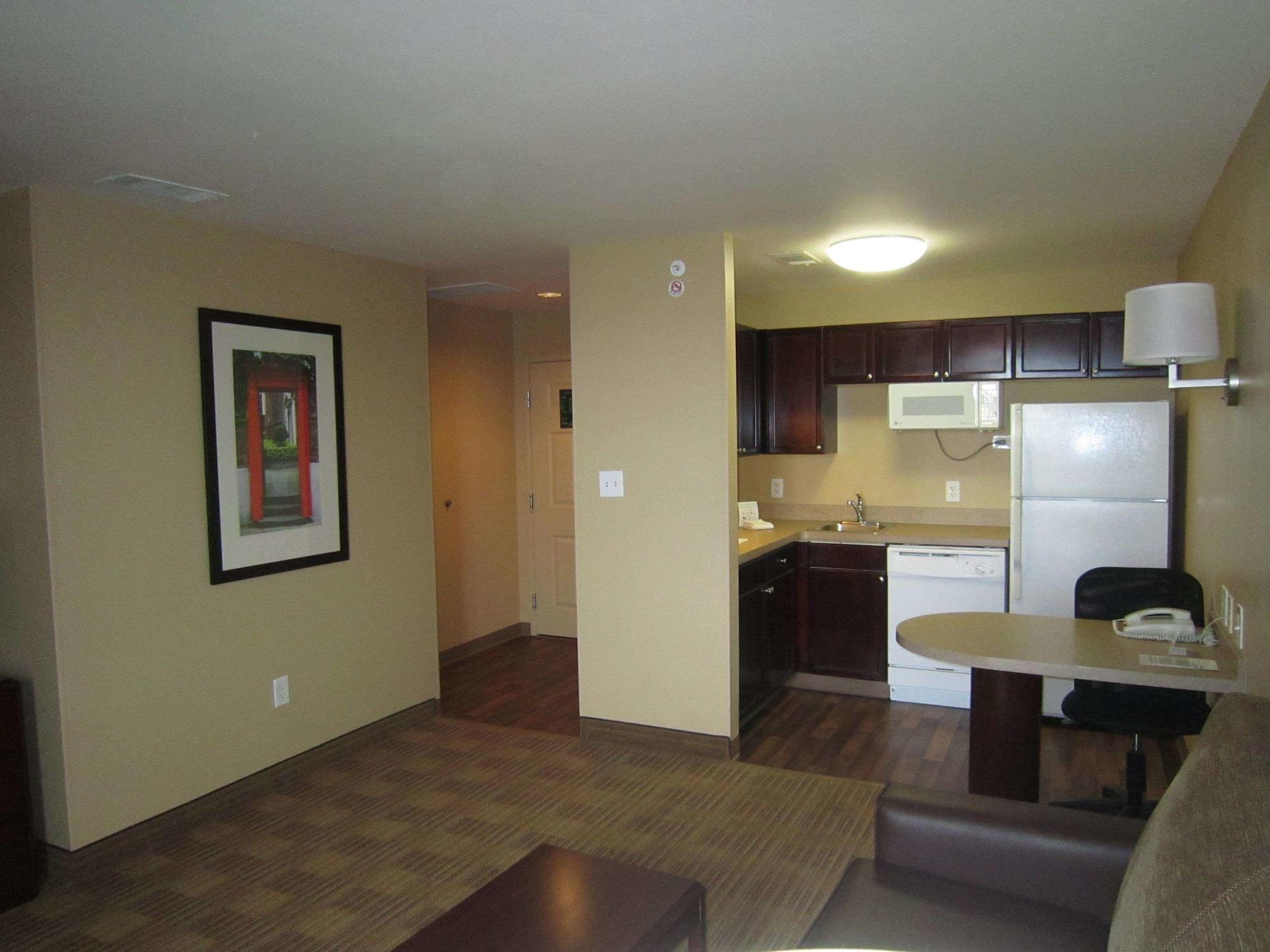 Extended Stay America Select Suites - Austin - Northwest - Research Park Екстериор снимка