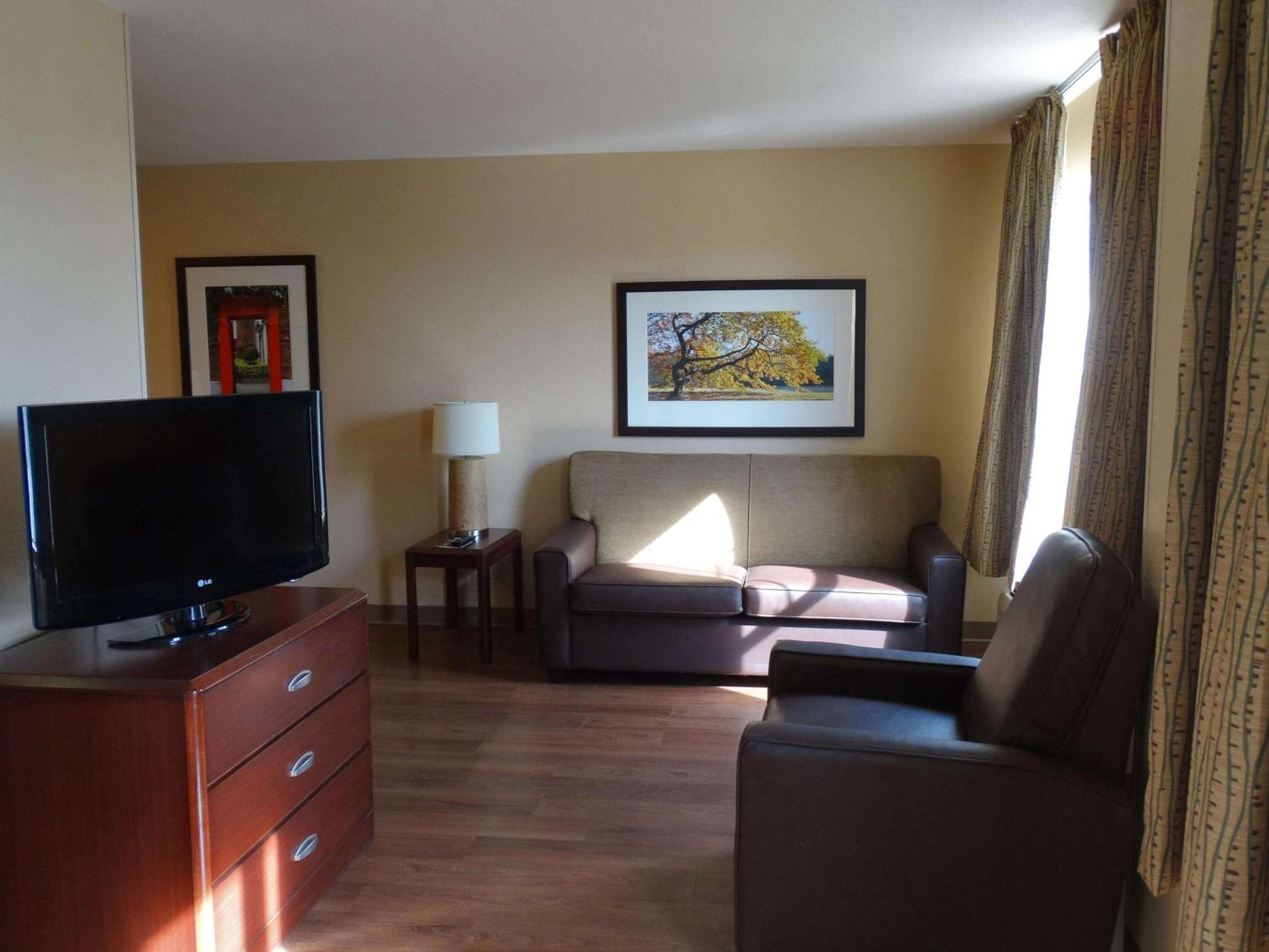Extended Stay America Select Suites - Austin - Northwest - Research Park Екстериор снимка
