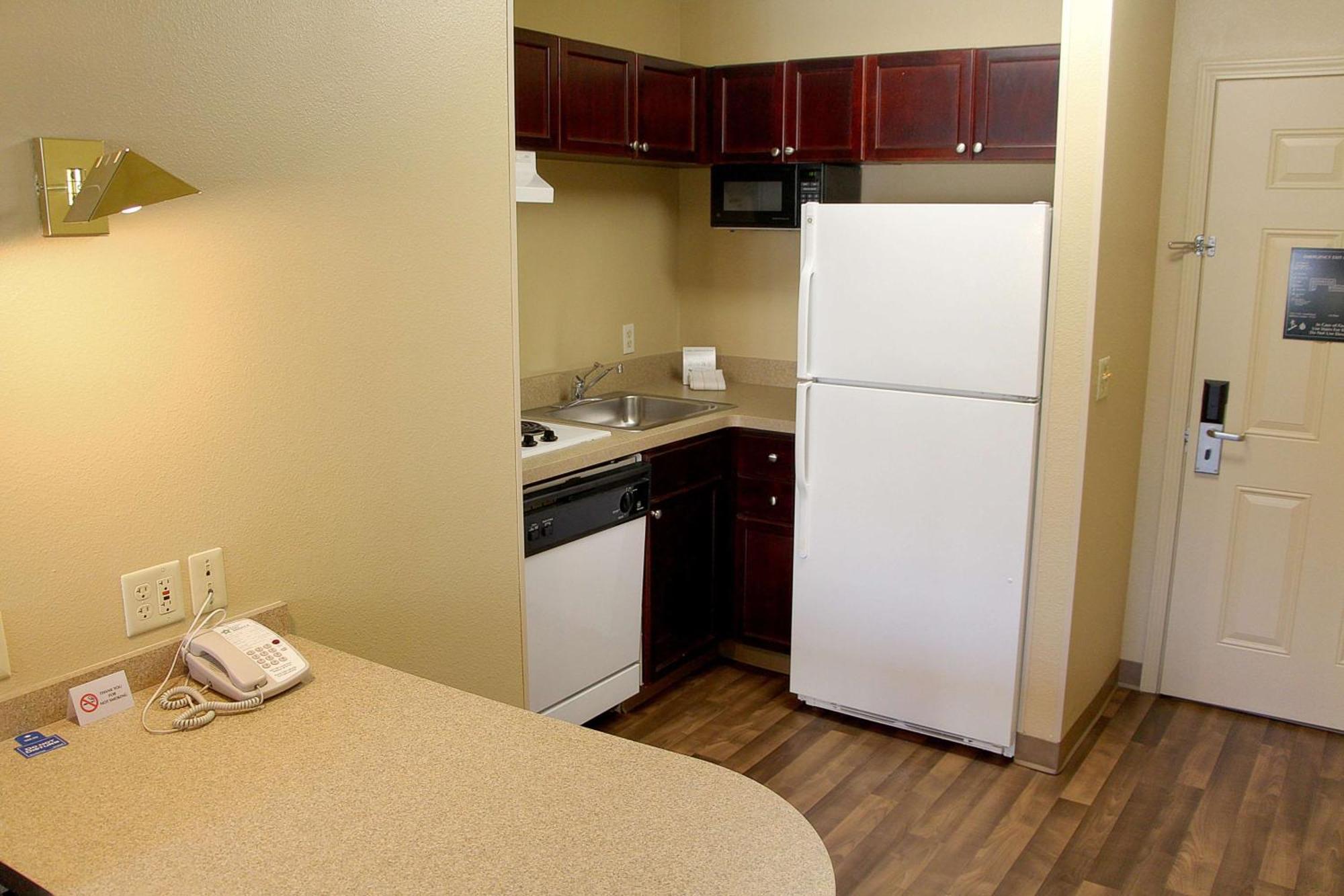 Extended Stay America Select Suites - Austin - Northwest - Research Park Екстериор снимка