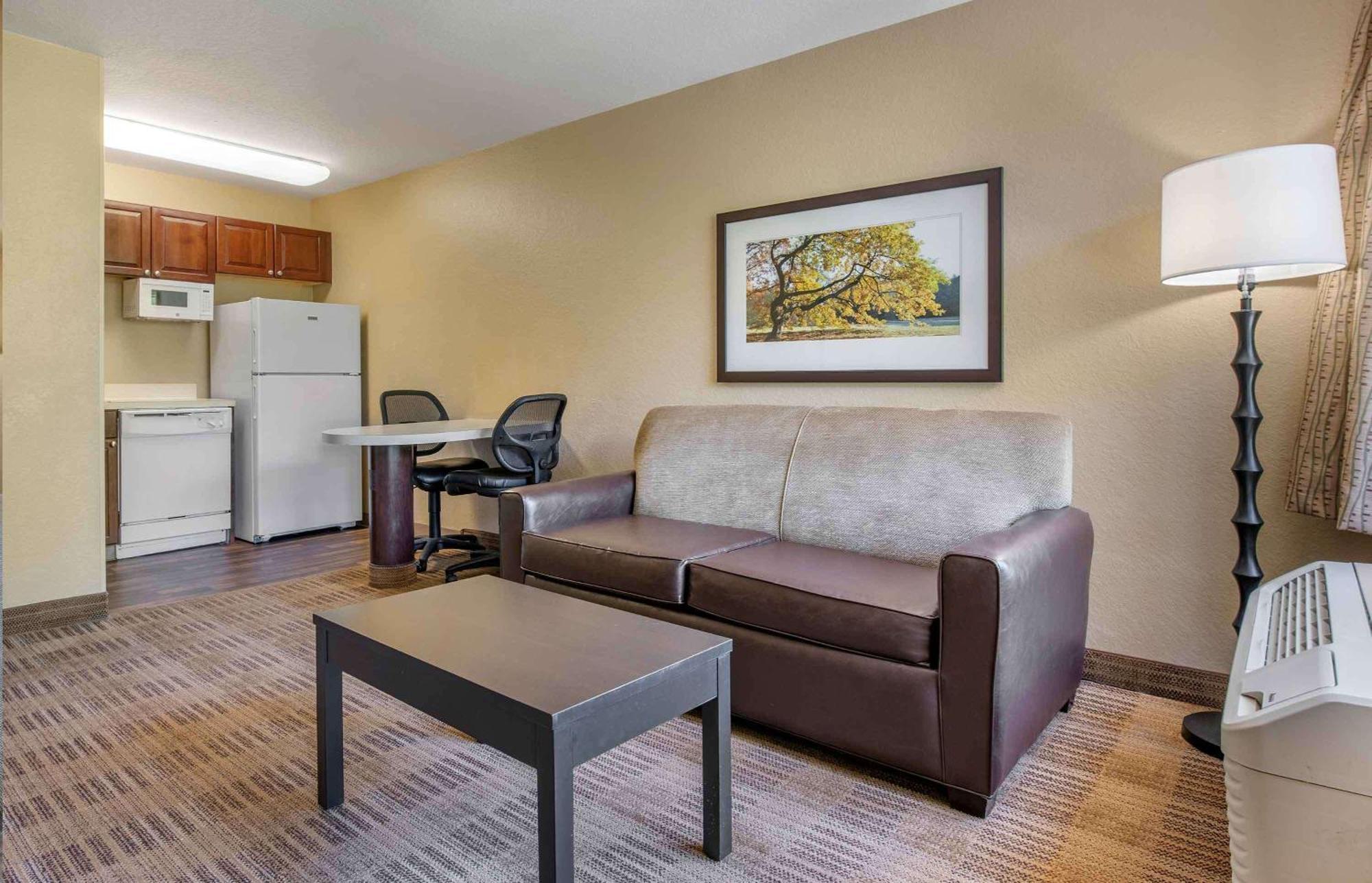 Extended Stay America Select Suites - Austin - Northwest - Research Park Екстериор снимка