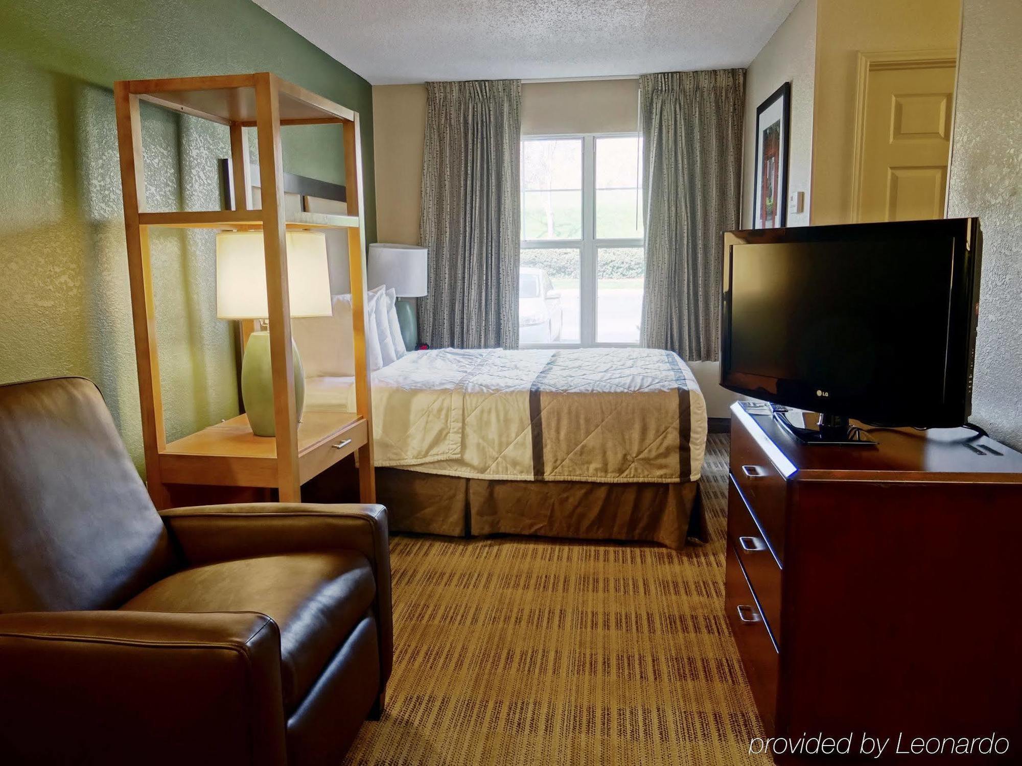 Extended Stay America Select Suites - Austin - Northwest - Research Park Екстериор снимка